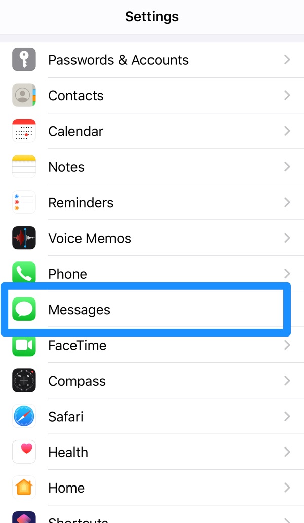 How To Turn Off/Disable iMessage on iPhone 11/12/Xr/8/7/6s Step 1